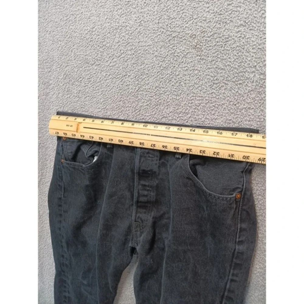 Levi's 501 Original Fit Men's W38 L30 Black‎ Denim Jeans Button Fly Straight Leg